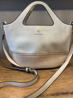 NWOT Nanette Lepore White & Straw Vegan Leather Handbag w/ Shoulder strap